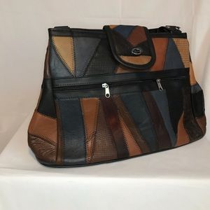 Women’s crossbody shoulder bag